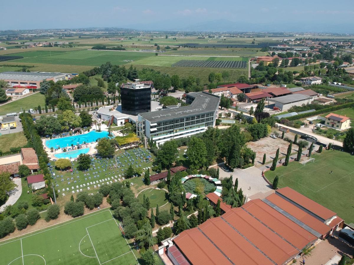 Hotel Antares Sport Beauty & Wellness Villafranca di Verona Esterno foto