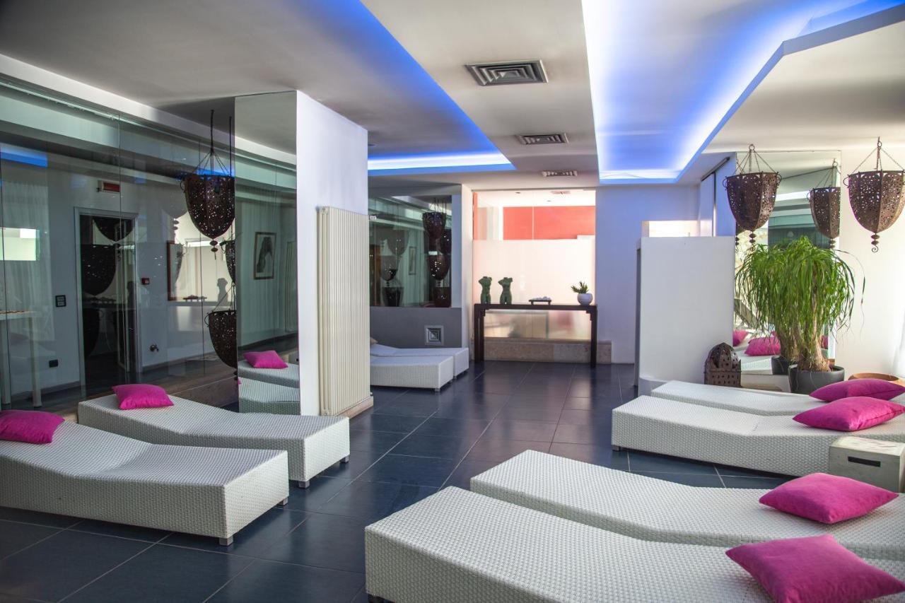 Hotel Antares Sport Beauty & Wellness Villafranca di Verona Esterno foto