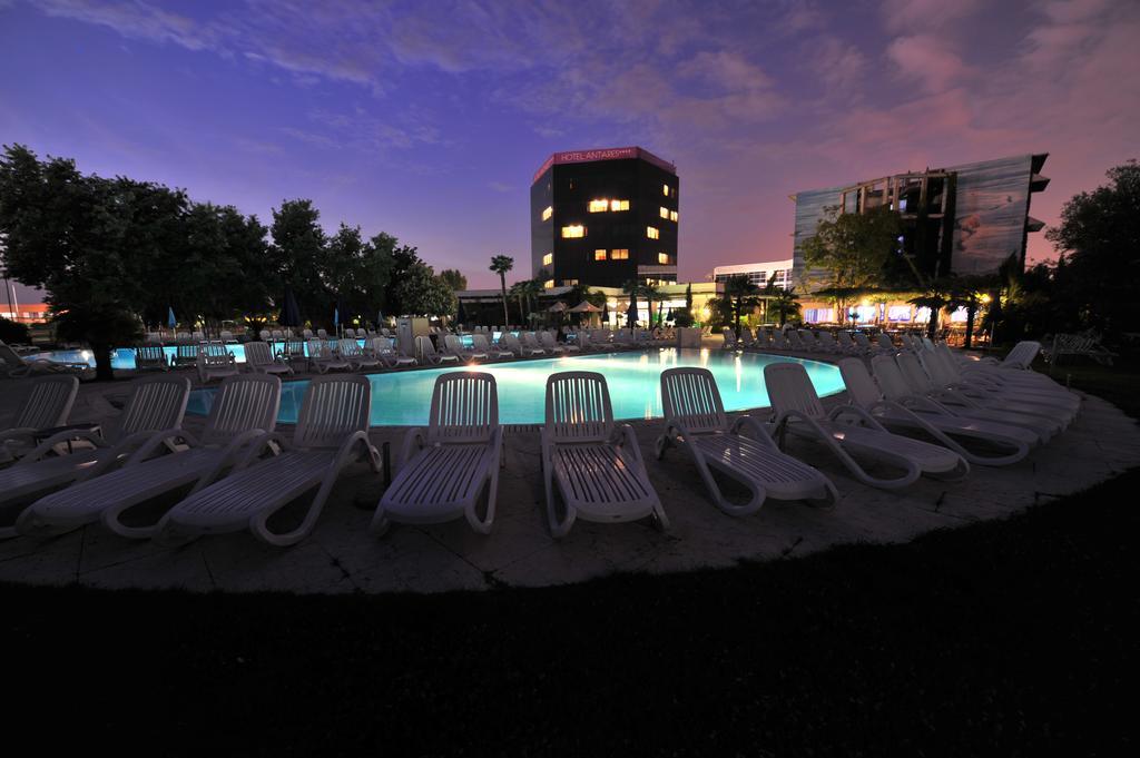 Hotel Antares Sport Beauty & Wellness Villafranca di Verona Esterno foto