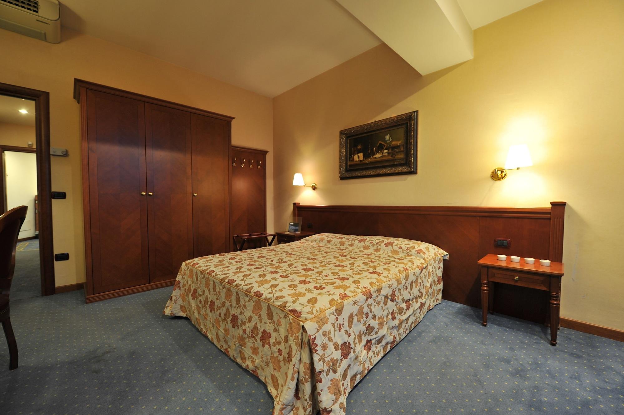 Hotel Antares Sport Beauty & Wellness Villafranca di Verona Esterno foto