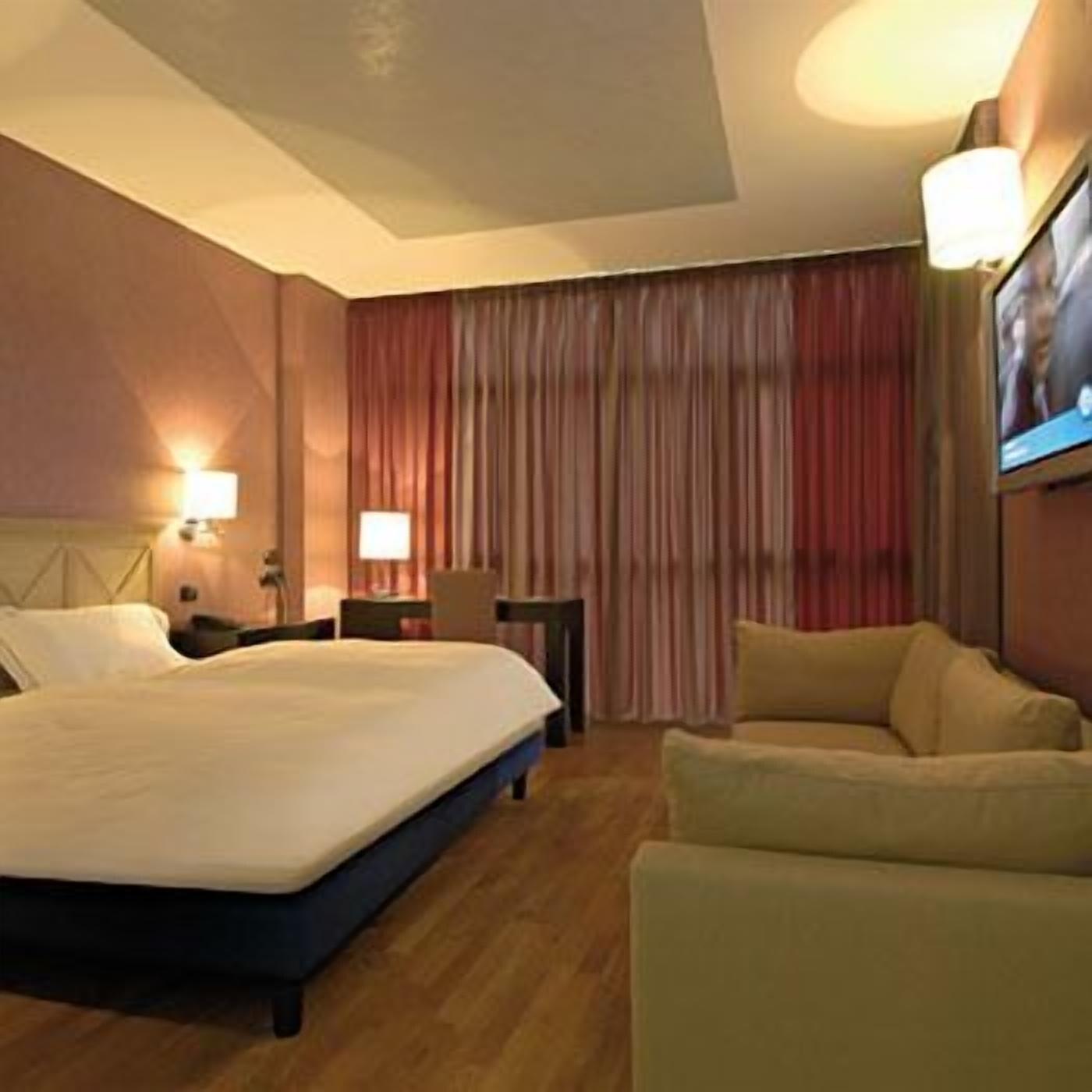 Hotel Antares Sport Beauty & Wellness Villafranca di Verona Esterno foto