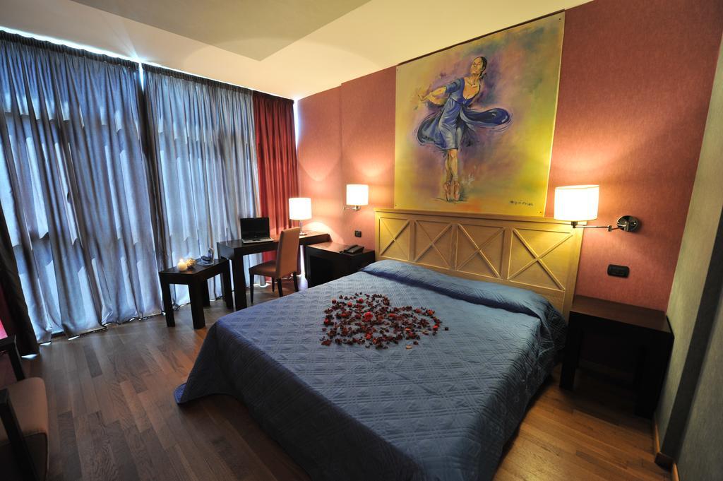 Hotel Antares Sport Beauty & Wellness Villafranca di Verona Esterno foto