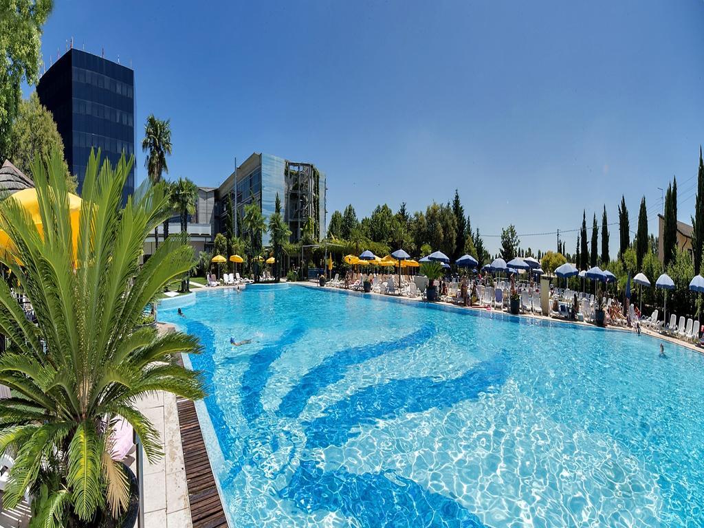 Hotel Antares Sport Beauty & Wellness Villafranca di Verona Esterno foto